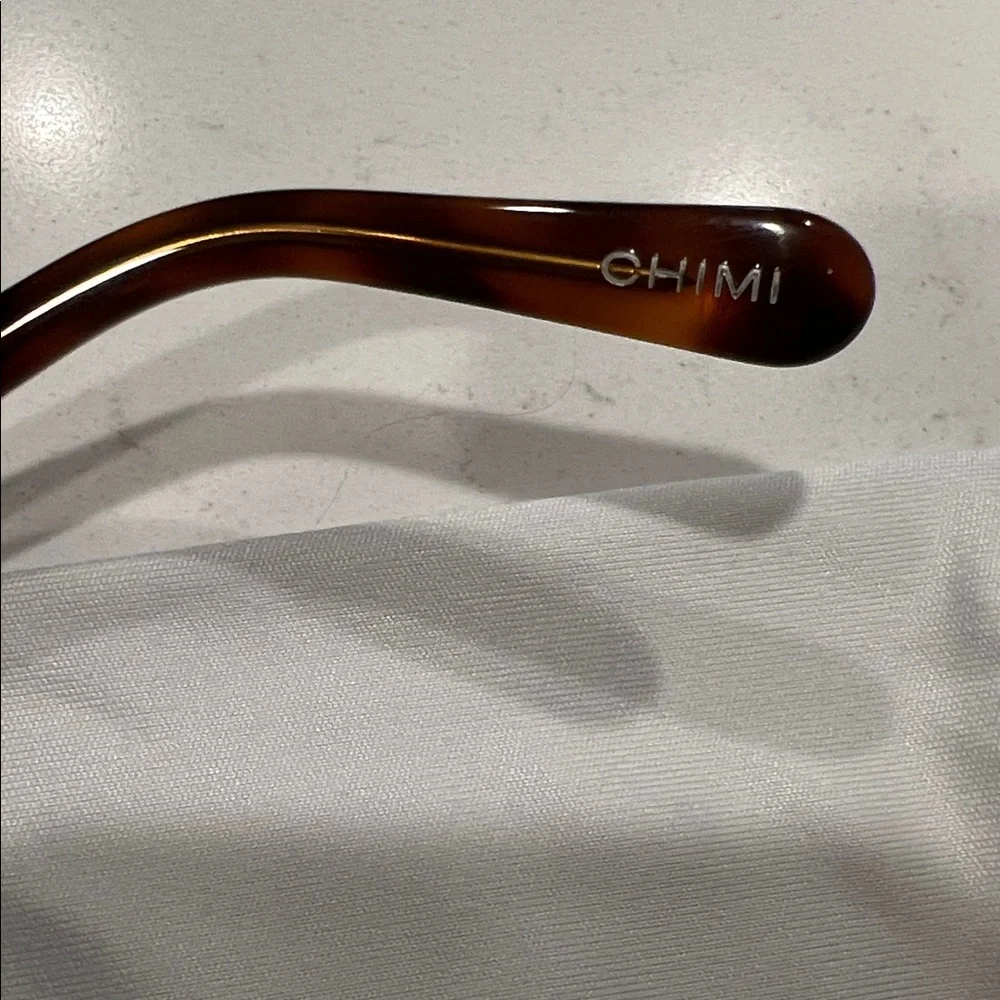 New Chimi Tortoise Sunglasses - Picture 12 of 12